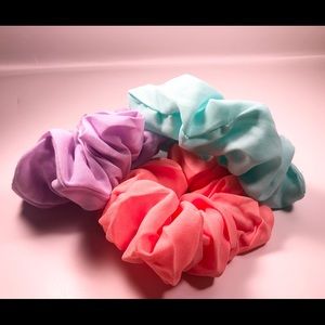 3pcs Brand New Scrunchies